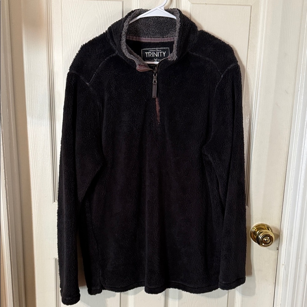 EUC Men's Trinity Black Sherpa 1/4 Zip